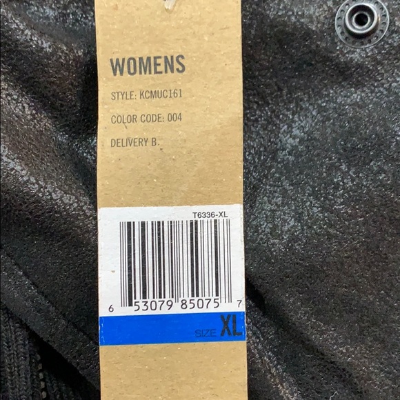 DKNY jacket - Picture 9 of 9